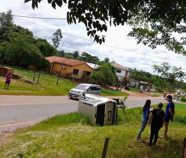 Motociclista fallece tras ser embestido por camioneta en tramo Carapeguá -Nueta Italia - Nacionales - ABC Color