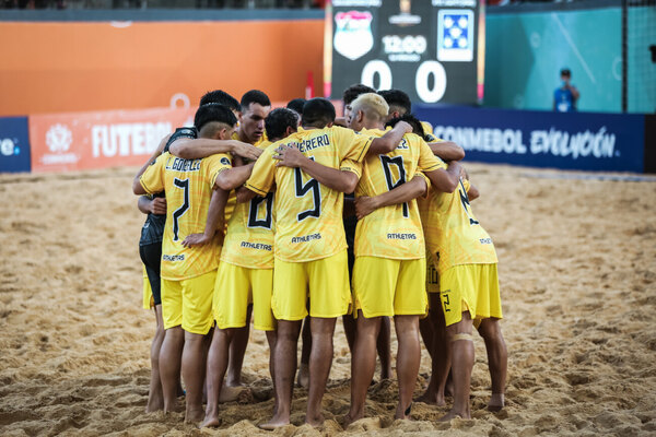 Versus / ¡San Antonio tumba a Presidente Hayes y es campeón de la Libertadores de Fútbol Playa!