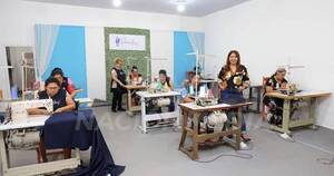 La Nación / “Puntadas al éxito”, para una rápida salida laboral