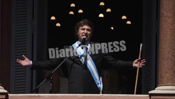 Milei asumió como Presidente de la Argentina: “Hemos decretado el fin de la noche populista” – Diario TNPRESS