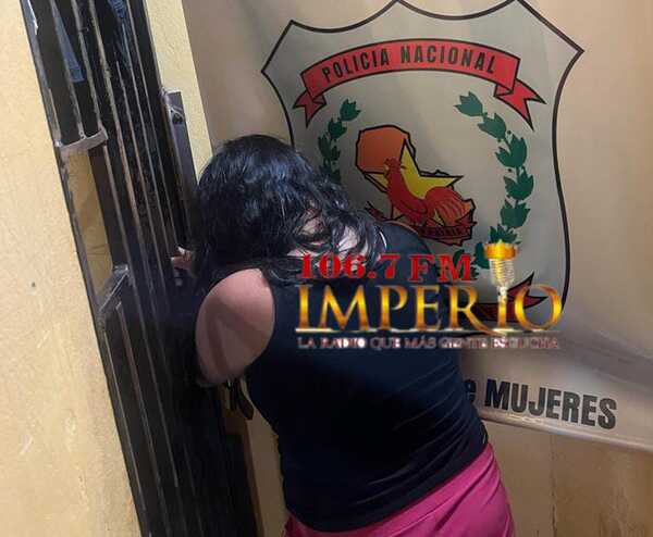 Mujer fue detenida por ocasionar destrozos en casa de su suegra octogenaria - Radio Imperio 106.7 FM