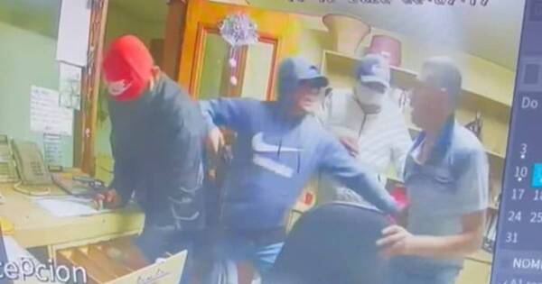 La Nación / Gavilla de cinco hombres asaltó motel de CDE y habría robado G. 10 millones
