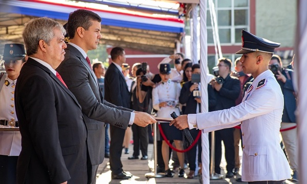 Egresan 142 nuevos oficiales de la Policía Nacional