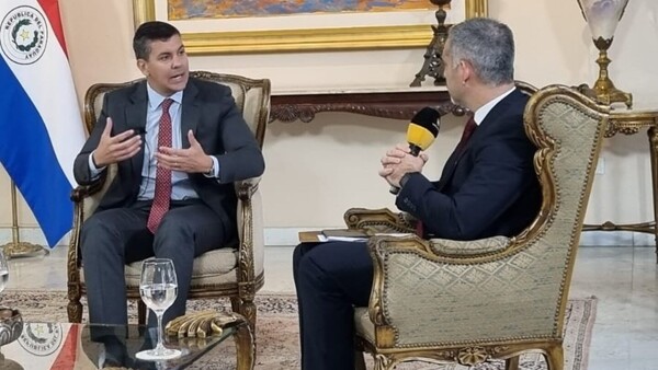 Santiago Peña acusa a Pedro Halley de boicotear por venganza ley de superintendencia