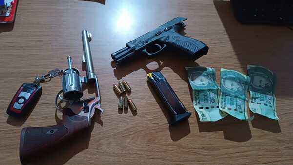 Quedaron detenidos por intentar sobornar a policias por G. 300 mil