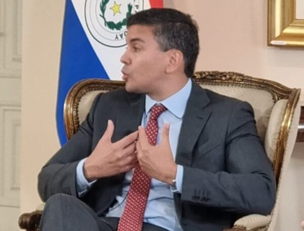 Peña defiende el proyecto de superintendencia y acusa a Pedro Halley de saboteador · Radio Monumental 1080 AM