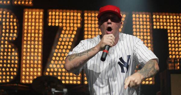 La Nación / Cartelazo: Blink-182, Limp Biskit y The Offspring en Asunción