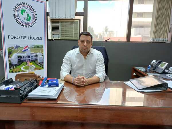 Diario HOY | Enfermero de IPS reportó 3 meses de ansiedad tras 'perder' su oficina