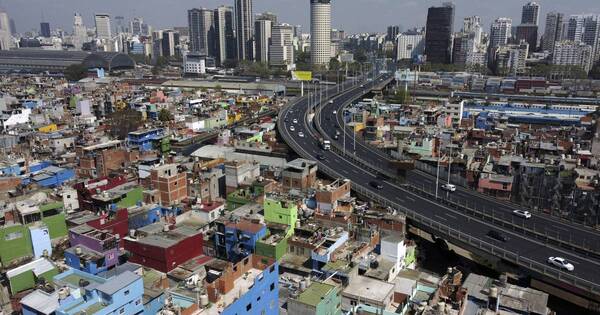 La Nación / Gobierno de Milei: condiciones comerciales restrictivas seguirán afectando a los socios