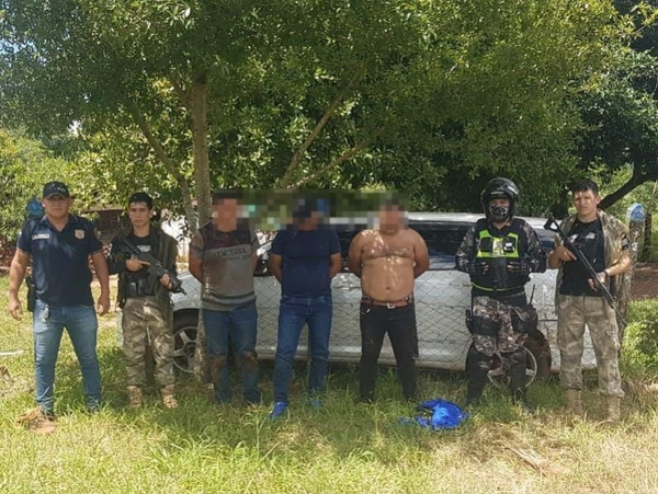 Detuvieron a supuestos miembros de una gavilla de delincuentes que atracó local comercial en Caaguazú - Megacadena - Diario Digital