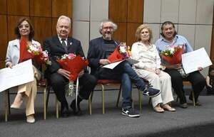 Maestros del Arte 2023 reciben reconocimiento y abogan por más apoyo - Cultura - ABC Color