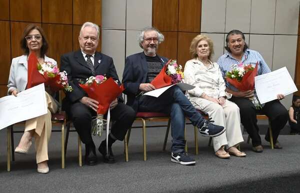 Maestros del Arte 2023 reciben reconocimiento y abogan por más apoyo - Cultura - ABC Color