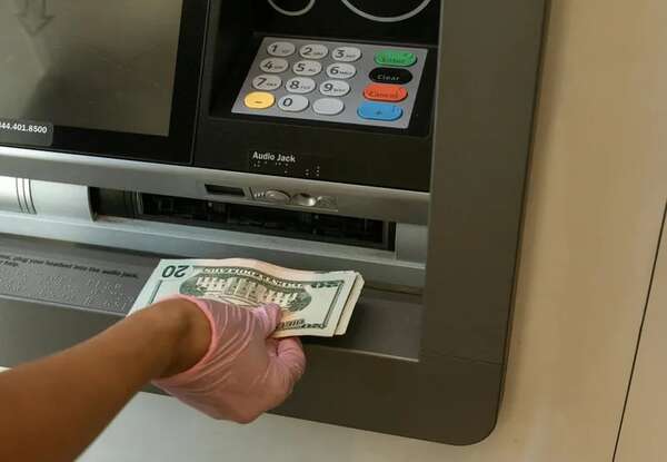 Remesas aumentaron 25% y sumaron US$ 449 millones - Economía - ABC Color