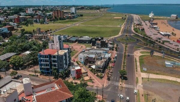 El verano calienta los motores en Encarnación para la apertura de temporada