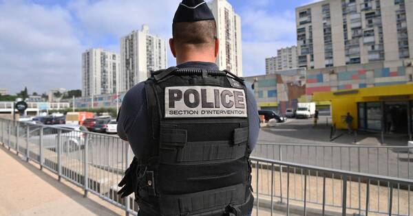 La Nación / Detenidos por tráfico de migrantes
