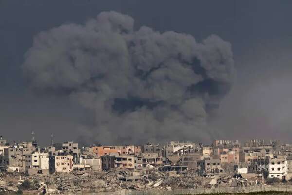 Veinte muertos y decenas de heridos por los bombardeos israelíes sobre Gaza - Mundo - ABC Color