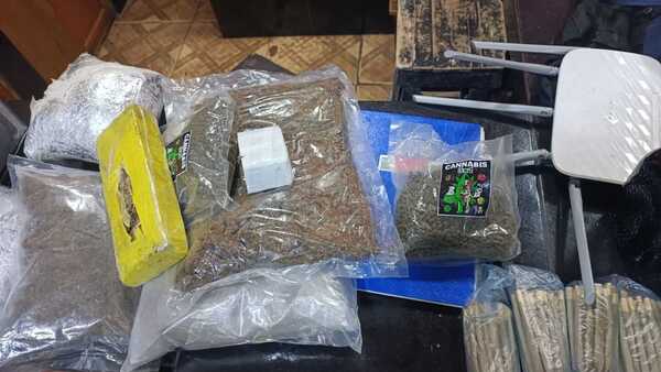 Video: Guardiacárceles custodiaron ingreso de droga en cárcel de CDE