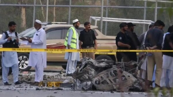 Ataque contra base militar deja al menos 20 muertos en Pakistán