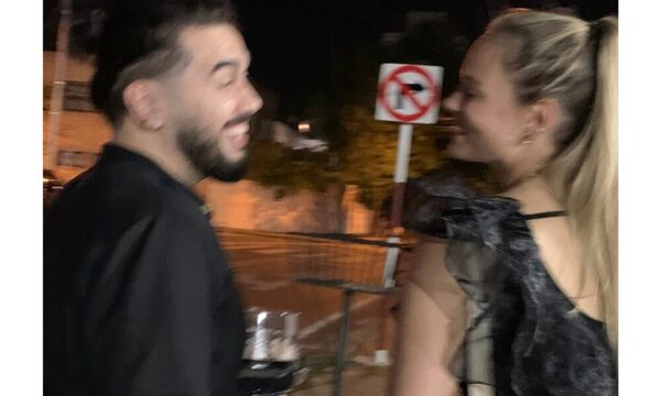 Piden a Ale Rojas que frene con mimos a su chuli