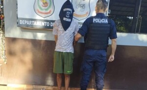 Adolescente con antecedentes por asaltos, detenido tras persecución