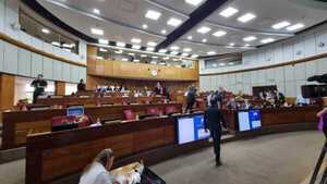 Atropello del cartismo y aliados: Aprueban ley de superintendencia de jubilaciones