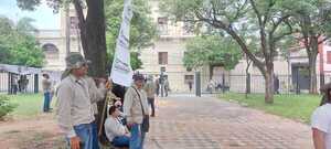 Mayoría de centrales sindicales apoya creación de Superintendencia de Jubilaciones - La Tribuna