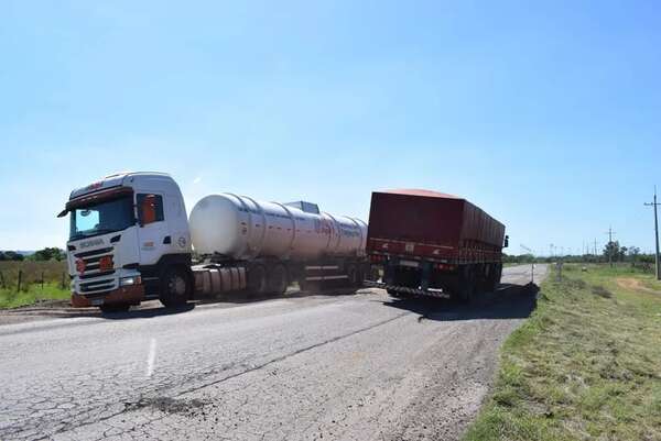 La abandonada ruta PY01, es una trampa mortal que cada día empeora por desidia del MOPC - Nacionales - ABC Color