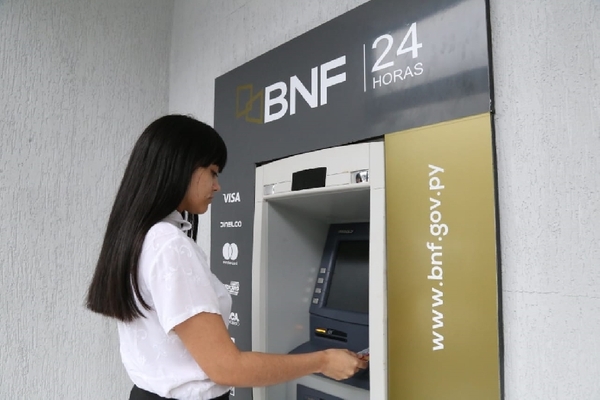 MEF inyectar谩 G. 4,1 billones en econom铆a con pago de salarios, haberes, pensiones y aguinaldos - Revista PLUS