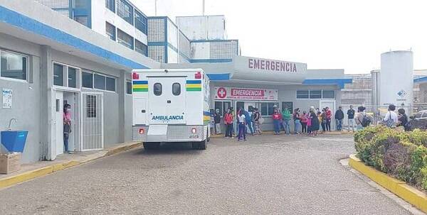 La pescaron engañando al marido con el hijo de este: ¿¡se prendió fuego a ella misma!?