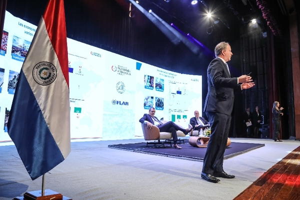 Resaltan que política fiscal será clave para el crecimiento económico sostenible - .::Agencia IP::.