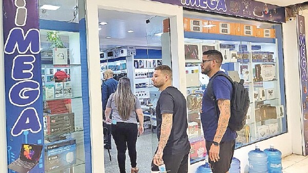 CDE: Tienda es salpicada por delitos