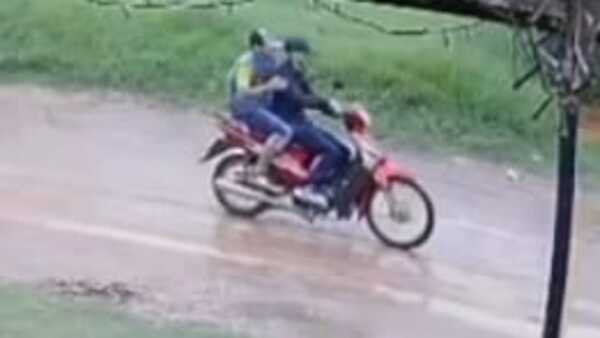 Ladrones hurtan moto, son descubiertos pero agreden al dueño y logran huir | Radio Regional 660 AM
