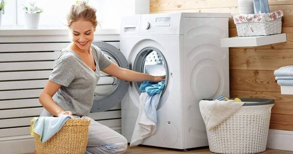 La Nación / ¡No es un mito! Estos son los beneficios de colocar papel aluminio en el lavarropas