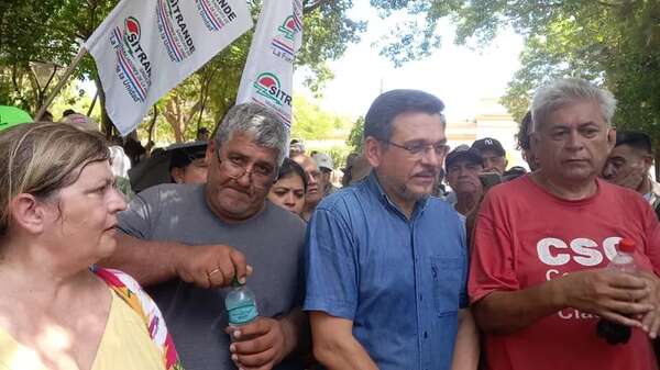 AUDIO: Superintendencia de Jubilaciones: Estudiantes universitarios de la UNA se unen a movilizaciones - Periodísticamente - ABC Color