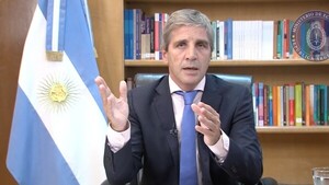 Devaluación del peso al 50 % y quita de subsidios a tarifas: el plan de ajuste de Milei en Argentina - ADN Digital