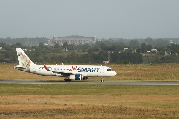 JetSmart comienza a operar una ruta entre la ciudad colombiana de Cúcuta y Lima - MarketData