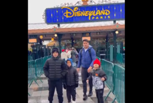 (VIDEO). Tito Torres y sus mágicas vacaciones en Disneylandia de París