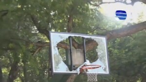Adictos causan destrozos y temor en el Parque Caballero de Asunción