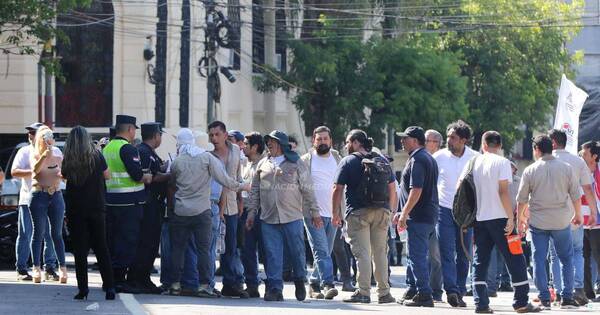 La Nación / Sitrande ordenó cierre de rutas, según audio que corrió en grupos de whatsapp
