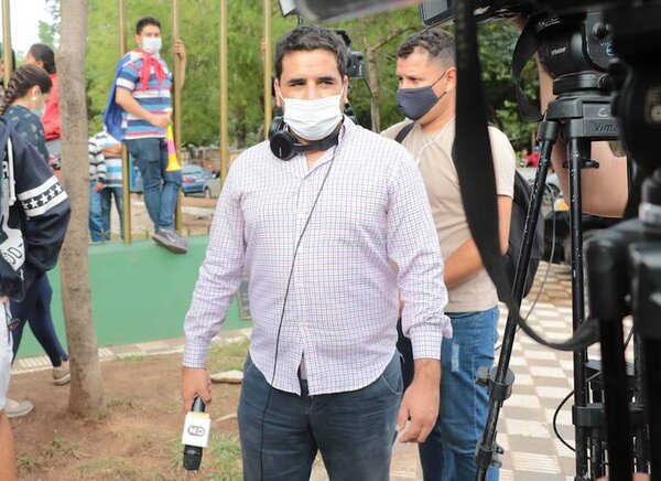 Denuncian agresión a periodistas por parte de manifestantes