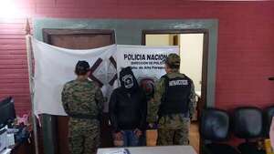 Mujer Ishir es aprehendida como supuesta distribuidora de drogas en Bahía Negra - Noticias del Chaco - ABC Color