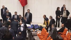Un congresista turco se derrumbó de un infarto tras pronunciar un duro discurso contra Israel en el Parlamento