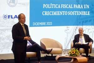 Tras aprobarse la superintendencia de jubilaciones, gobierno apunta a la reforma del servicio civil - Economía - ABC Color