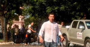 La Nación / Sindicalistas de Ande, denunciados por NM, agredieron a periodistas