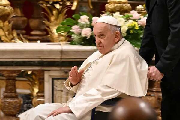 Papa Francisco dice que aclaró con Milei y que en campaña se dicen cosas para llamar la atención - Mundo - ABC Color