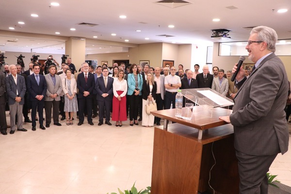 No hay excusas para no acelerar las reformas que diversifiquen el modelo económico, dice UIP en su mensaje de fin de año - MarketData