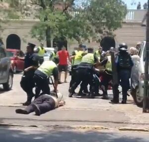 Ley de superintendencia: Policía reprime a manifestantes