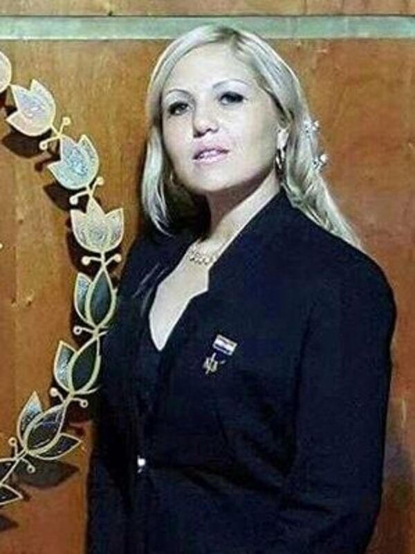 Remueven a Juez Claudia Mosqueira por llegadas tardías y salidas anticipadas al horario establecido - PDS RADIO Y TV
