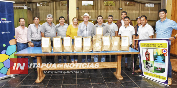GOBIERNO DEPARTAMENTAL ENTREGÓ SEMILLAS DE MAÍZ A PEQUEÑOS PRODUCTORES - Itapúa Noticias
