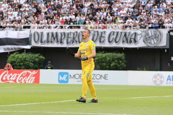 Versus / El experimentado arquero que llega a Encarnación FC